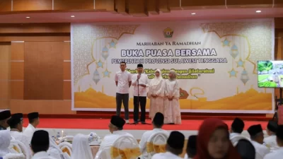 Buka Puasa Bersama, Gubernur Sultra Sampaikan Pentingnya Kolaborasi untuk Pembangunan