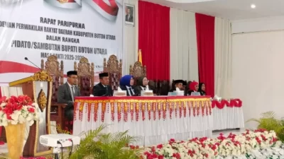 Bupati Butur Sampaikan Pidato Perdana di Rapat Paripurna DPRD