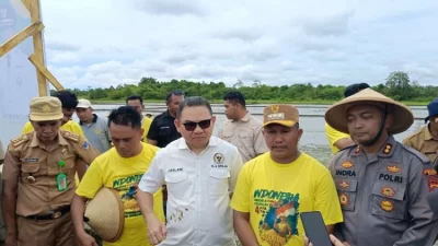 Sinergi Pemkab Mubar-Jaelani Dorong Sektor Pertanian dengan Distribusi Benih hingga Alsintan