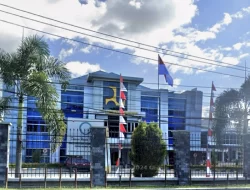 Rp5,5 Miliar Dialokasikan untuk Jalan Rusak Made Sabara Kendari dan Longsor Konut