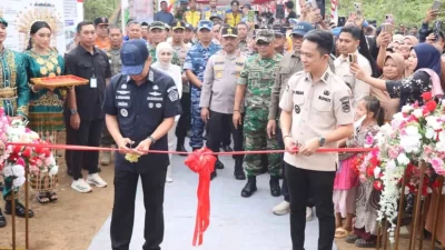 Gubernur Sebut Anggarkan Rp60 Miliar untuk Bangun Jembatan Permanen di Sambandete