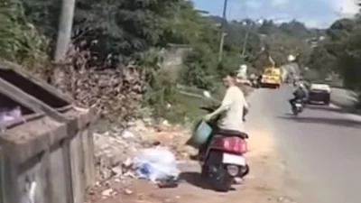 Video Viral Pemuda di Kendari Buang Sampah Sembarangan Kena Semprot