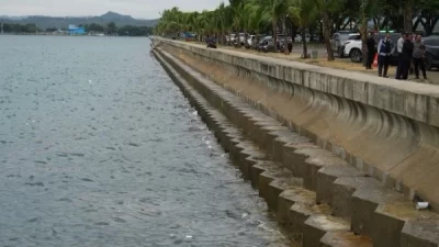 Pembangunan Pengaman Pantai Raha Sepanjang 1,6 Km Dilanjutkan Tahun Ini