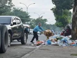 Buang Sampah Sembarangan di Kendari, Kurungan 6 Bulan hingga Denda Rp500 Ribu Menanti