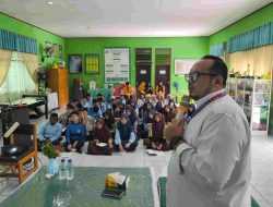 Fakultas Kedokteran UHO Beri Edukasi Narkoba dan Konseling Kesehatan Jiwa Remaja SMPN 2 Kendari