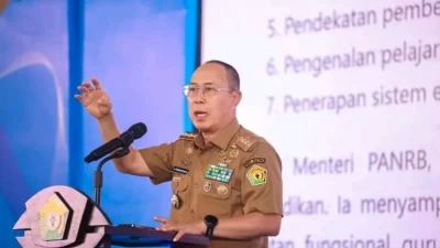 Gubernur Tegaskan Kepala Sekolah di Sultra Wajib Dukung Program Strategis Nasional