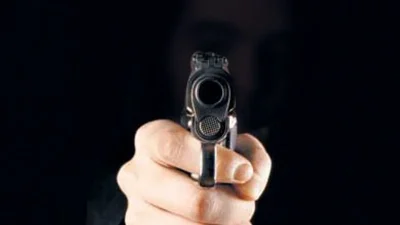 4 Pria di Kendari Bawa Pistol dan Badik Ngamuk di Rumah Makan